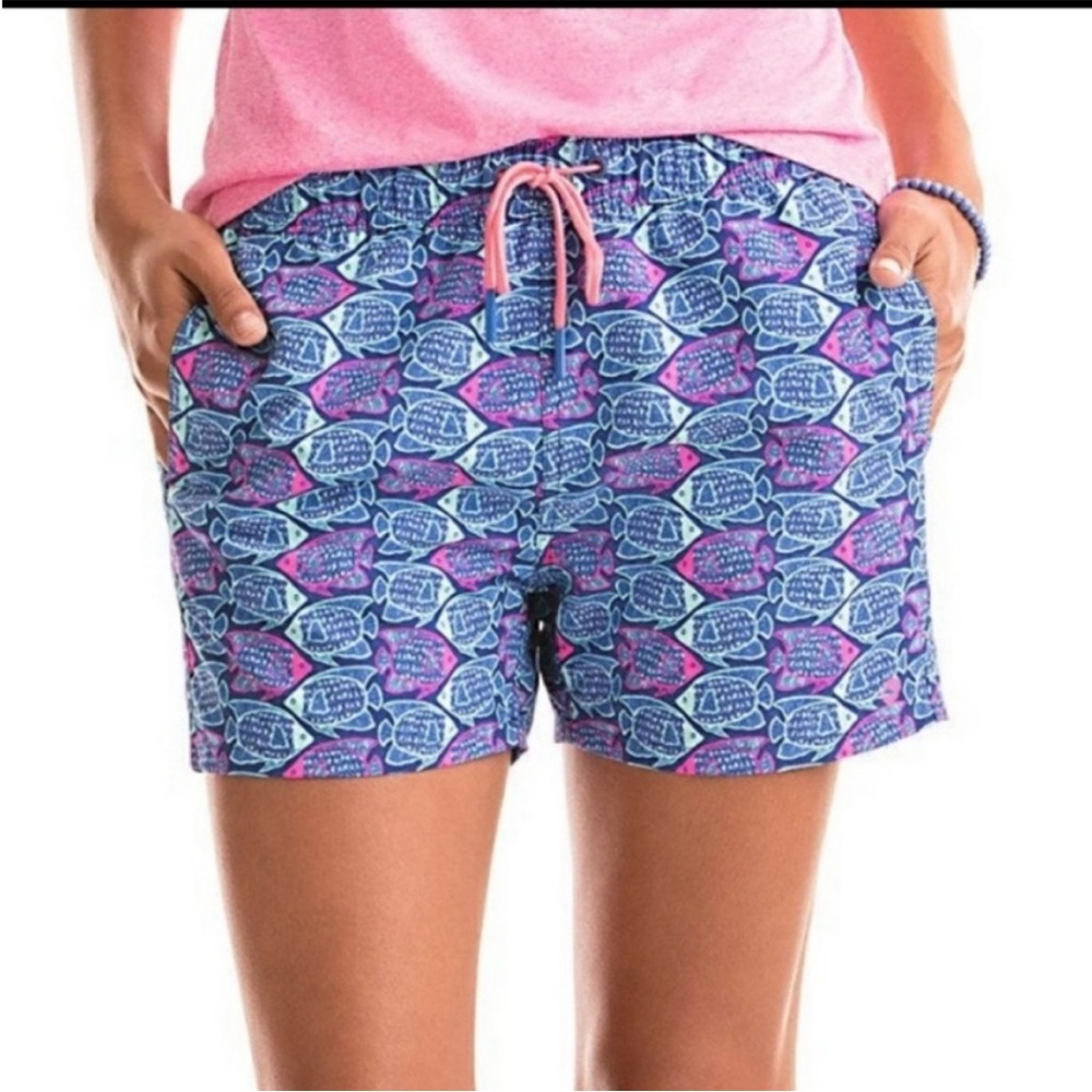 Vineyard Vines Fish Print‎ Performance Shorts Women’s size XS